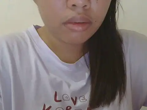 ChubbyButty live cam on StripChat