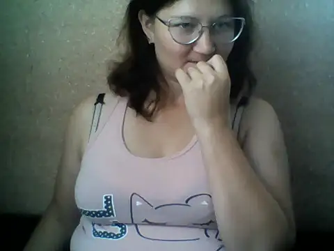 Oliviiaa_Valter live cam on StripChat