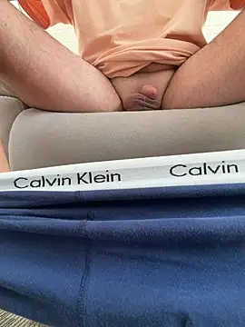 tony3729 live cam on StripChat