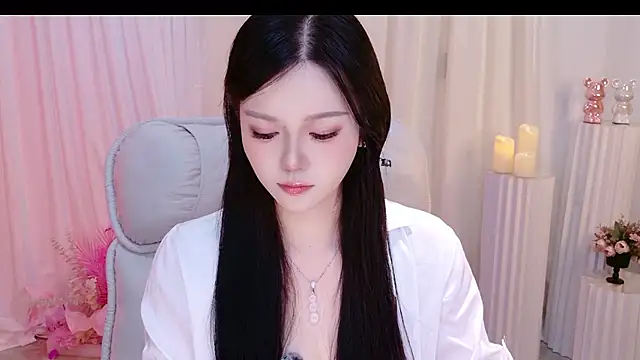 echo-ya live cam on StripChat