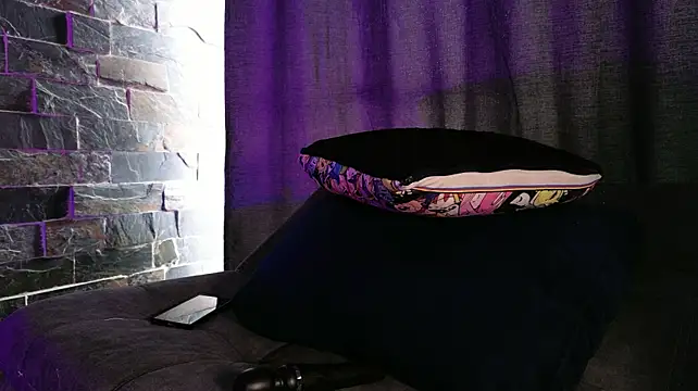 Jade_pleasure_ live sex cam