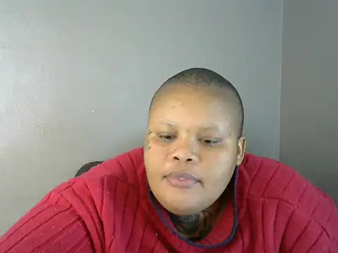 Taraj_thee_thick live cam on StripChat