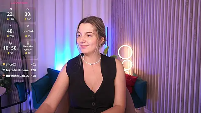 LucreciaStorm live cam on StripChat