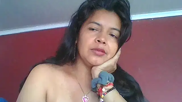 DianaOchoa_ live cam on StripChat