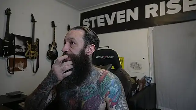 StevenRiseNYC live cam on StripChat
