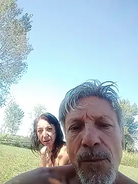 Deddyitalia3p live sex cam