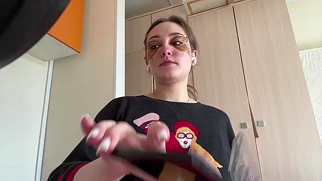 ShereeRepetowski live cam on StripChat