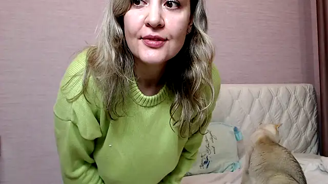 PrettyTayaOne live cam on StripChat