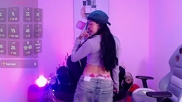 ABBY_X_COLLINS live cam on StripChat