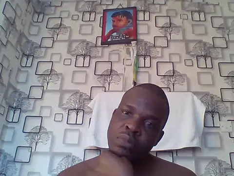 Chumba_001 live cam on StripChat