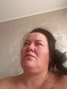 SunnyLeila2101 live cam on StripChat