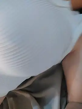 Rafaelayamazaki live cam on StripChat
