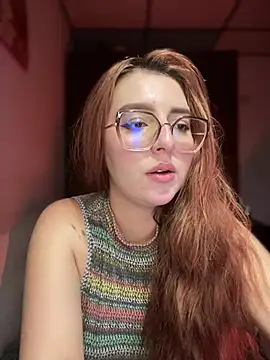 CoraVibes live cam on StripChat