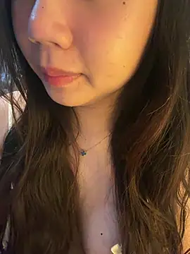 Hanna230 live cam on StripChat