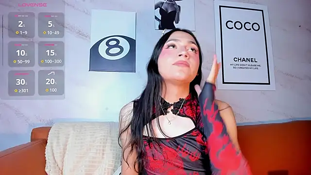 Rubii_Cutee live cam on StripChat