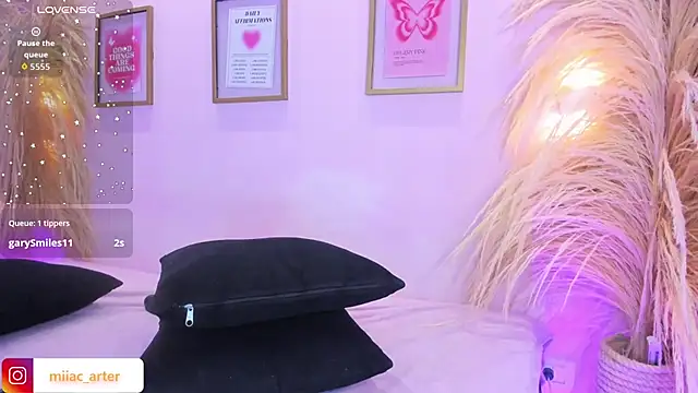 MiaaCarter_ live cam on StripChat