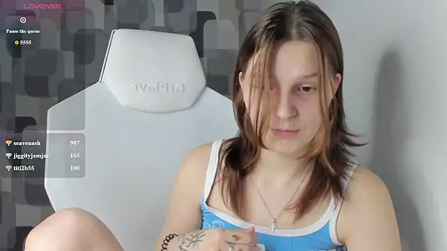 AudreyyKim live cam on StripChat