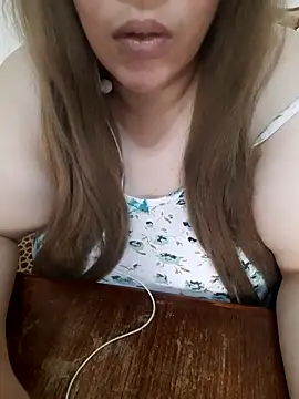 Madam_bezzzoul live cam on StripChat