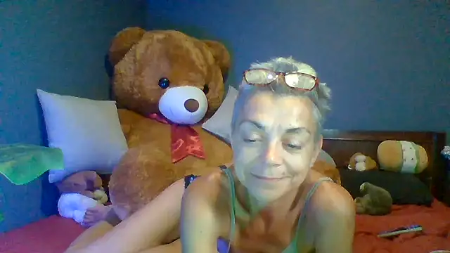 Tan_Lao live cam on StripChat