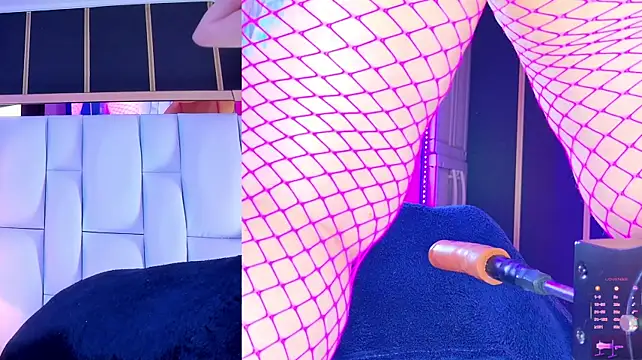NathaxaLeans live cam on StripChat