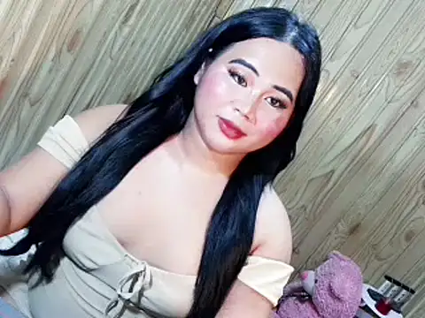 queen_staceyy live cam on StripChat