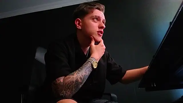 FelixStarkk live cam on StripChat