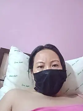 Bristy_BigBoobs live cam on StripChat