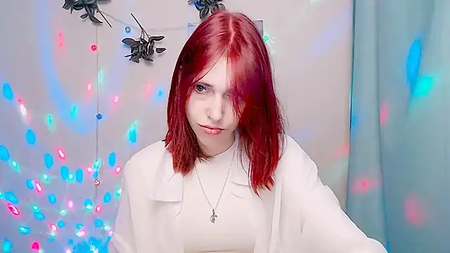 GuessMe___ live cam on StripChat