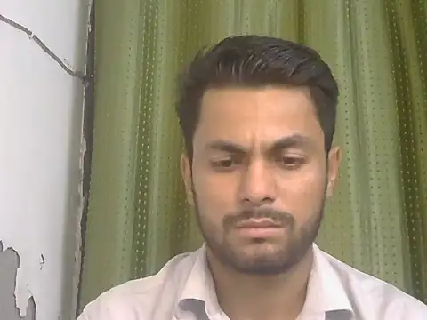 Stubborndesiboy live cam on StripChat