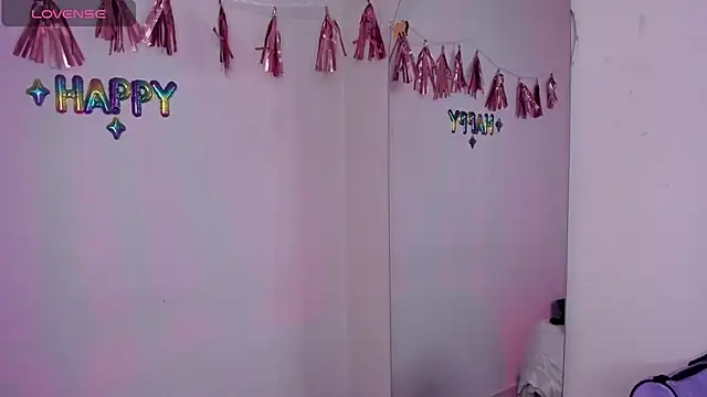 Viioleett_cum live cam on StripChat