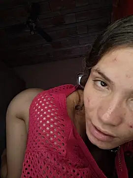 PocaHontas2026 live cam on StripChat