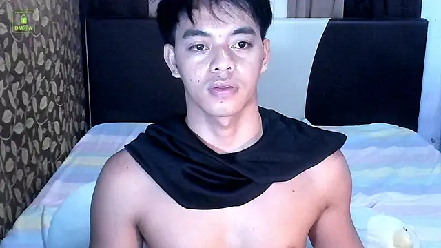 Crazyasiancum1 live cam on StripChat