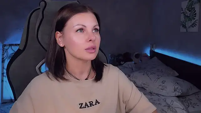 Alaska_ya live cam on StripChat
