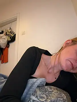 jannis1992 live cam on StripChat