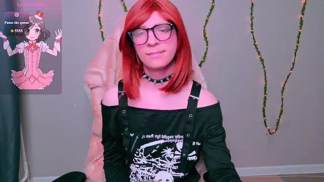 FoxyPuff live cam on StripChat