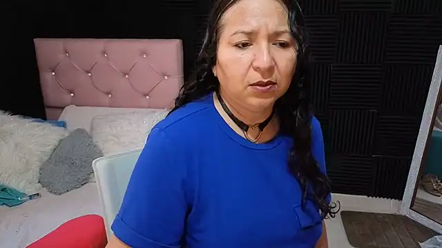 katifoxx live cam on StripChat
