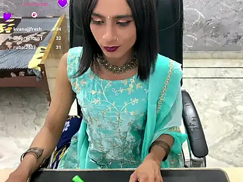 LuvLayla live sex cam