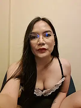 SweetJewel live cam on StripChat