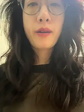 weiwei103 live sex cam
