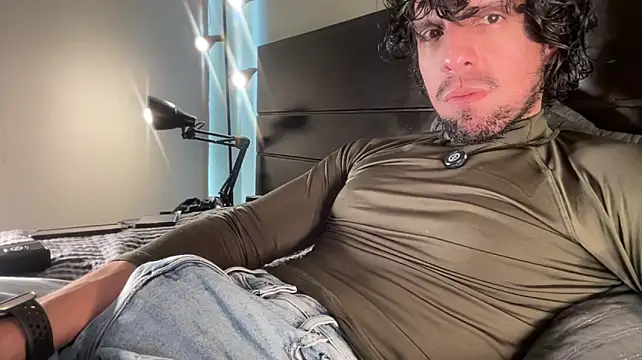 beranco19 live cam on StripChat