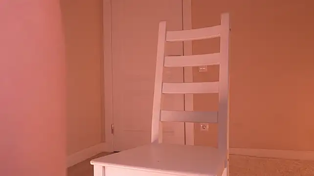 Miablueye live cam on StripChat