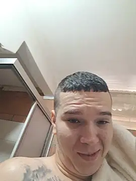 Mikedotow live cam on StripChat
