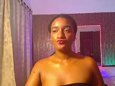 millysweetass live cam on StripChat