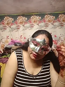 Sabkiaski live cam on StripChat