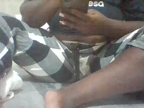 Bigbambam30 live cam on StripChat