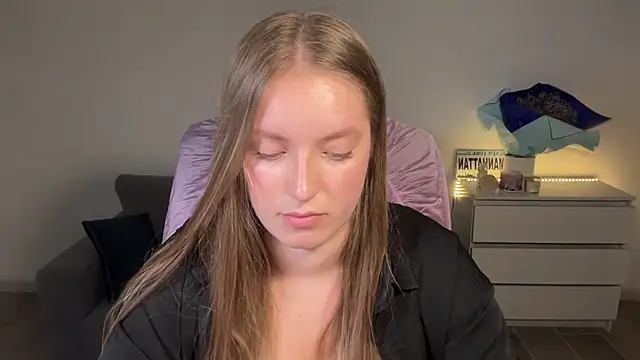 EvaMaddison live cam on StripChat