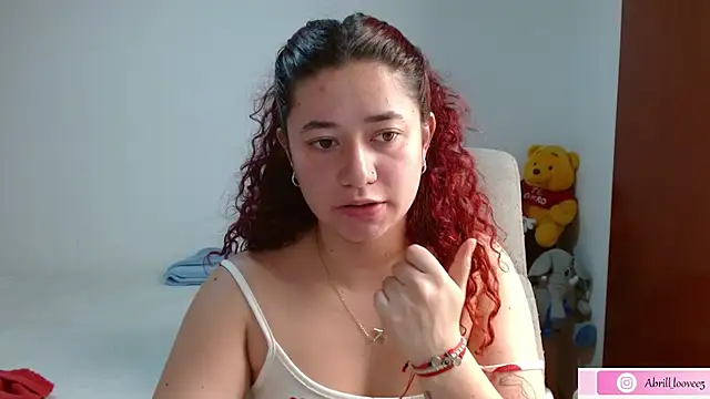 abril_love2 live cam on StripChat
