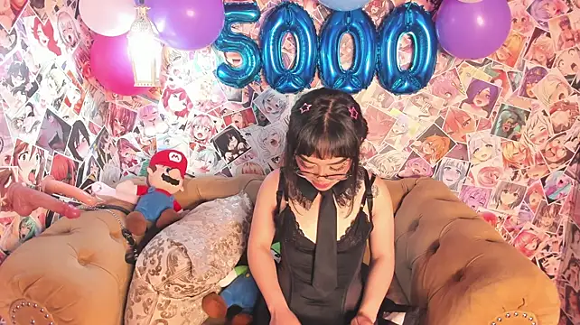 Mini_Rouse live cam on StripChat