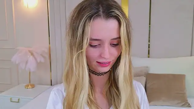 MarybethSnow live sex cam