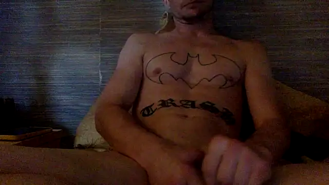 trash4cash live cam on StripChat